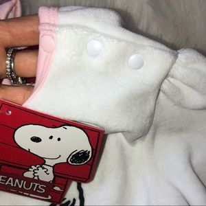 Peanuts Matching Sets - Snoopy peanuts girls set NWT 18-24M Peanuts Matching Sets - Snoopy peanuts girls set NWT 18-24M